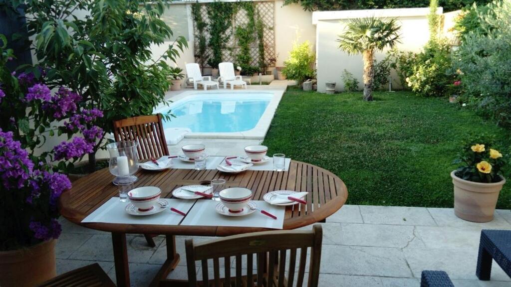 L'Hibiscus Chambre D'Hote อาวีญง ภายนอก รูปภาพ