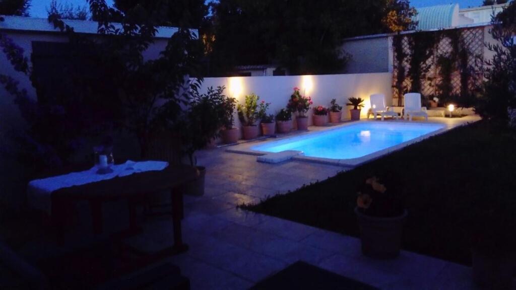 L'Hibiscus Chambre D'Hote อาวีญง ภายนอก รูปภาพ